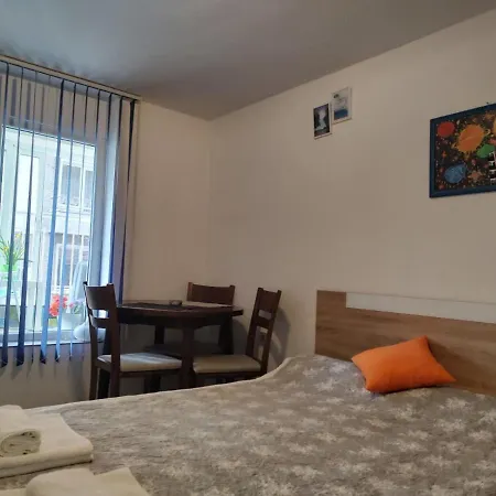 Вселена Apartment