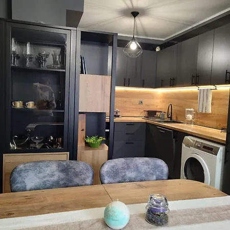 Apartment вселена